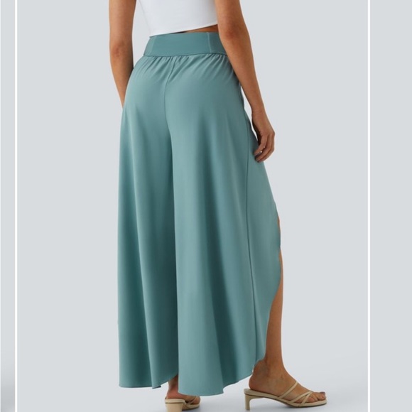 Halara Breezeful highwaisted palazzo flowy split wide leg, quick dry casual - Picture 2 of 11